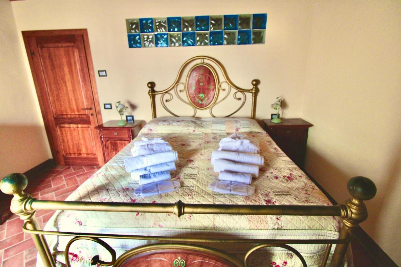 Il Rifugio Del Falconiere Совичиле Екстериор снимка